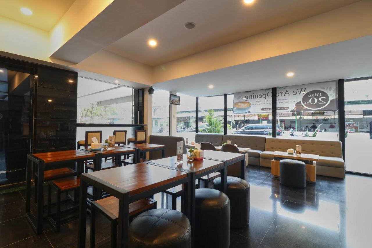 Coins Hotel Τζακάρτα Εξωτερικό φωτογραφία